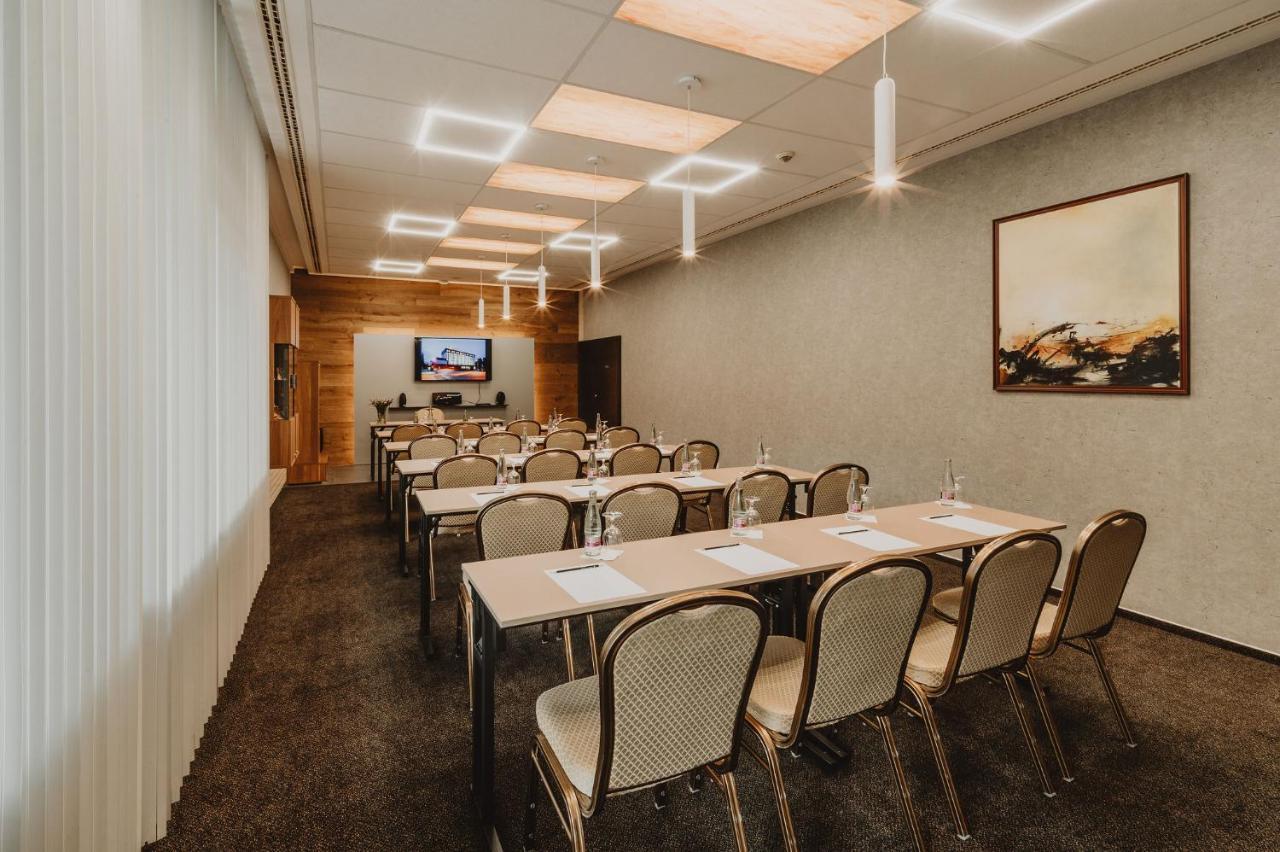 Hotel Turiec Мартин Экстерьер фото