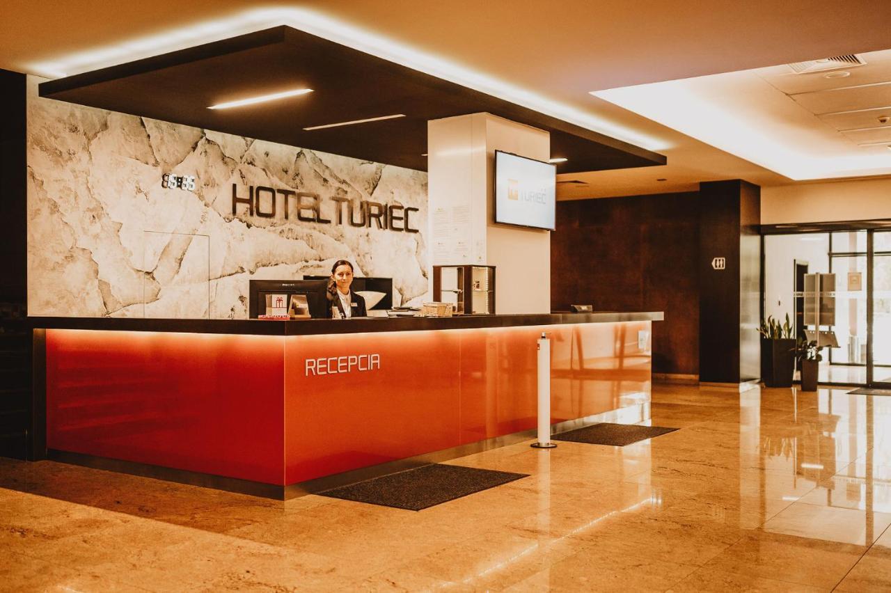 Hotel Turiec Мартин Экстерьер фото